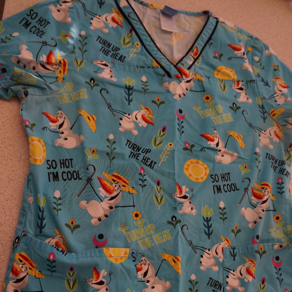 Tooniforms "Turn Up the Heat" Olaf Women's Scrub Top